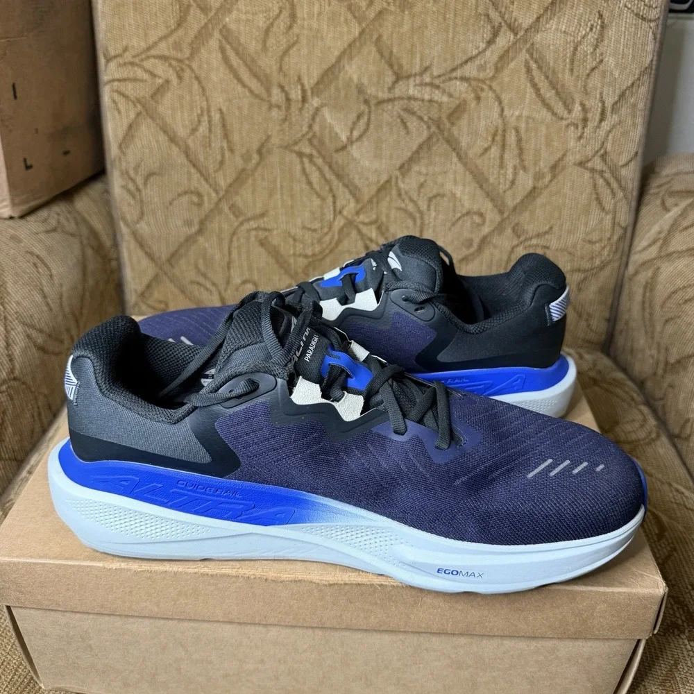 Altra men's Paradigm 8 Black Navy ALOA85RM401-130 Men's Size 12 Road Running